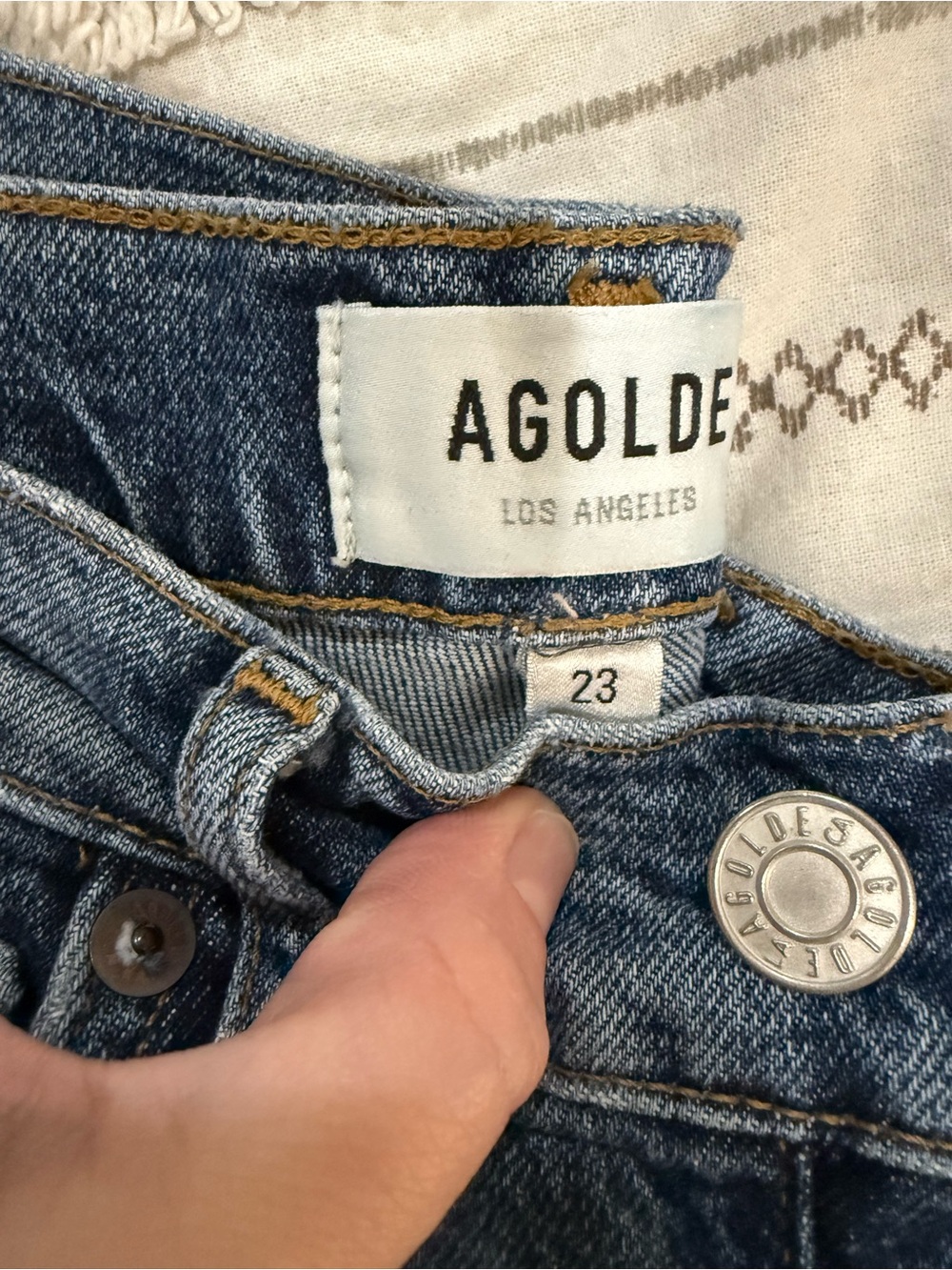 Agolde Riley Jean Size 23. Button Fly - Picture 2 of 6